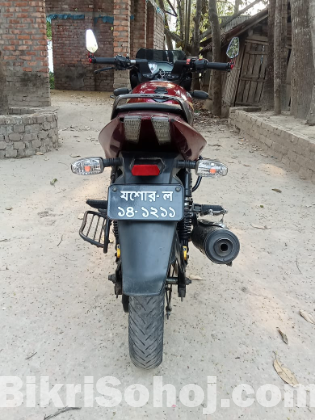 Bajaj pulsar 150 2018